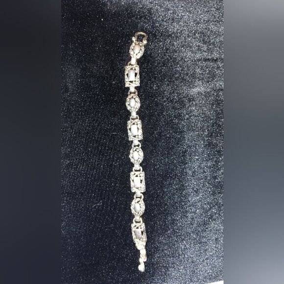 Vintage Blackened silver link bracelets with magnetic closure 7-inch - Picture 2 of 9